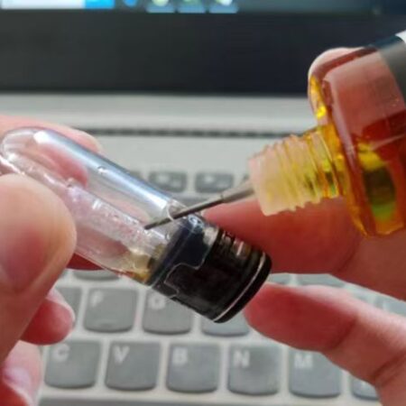 Alternative view of SP2S 一代空彈｜側注油防漏結構｜兼容各品牌一代主機｜麻醉適用｜台灣現貨 711 到付